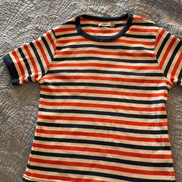 Stripped t-shirt. Perfect for new school year. - Picture 2 of 4